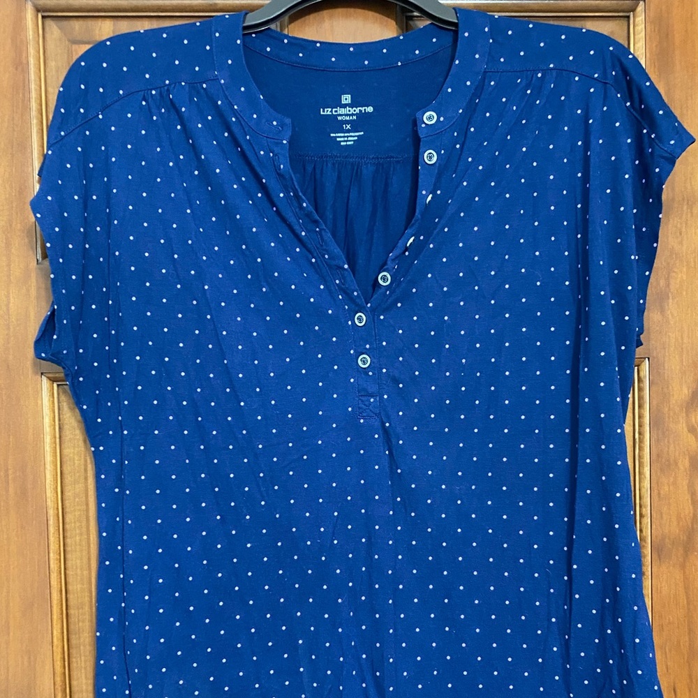 LIZ CLAIBORNE WOMENS TOP